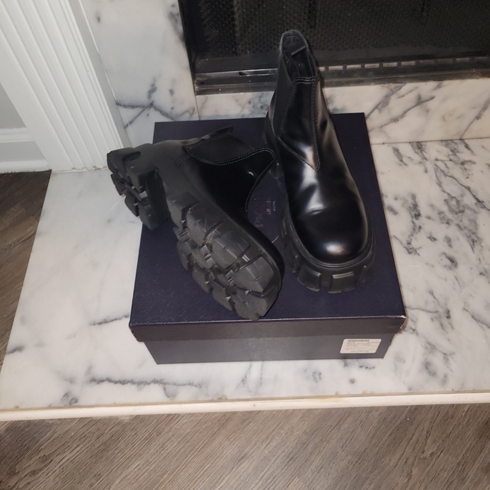 Prada Black Leather Men's Boots - Picture 3 of 5